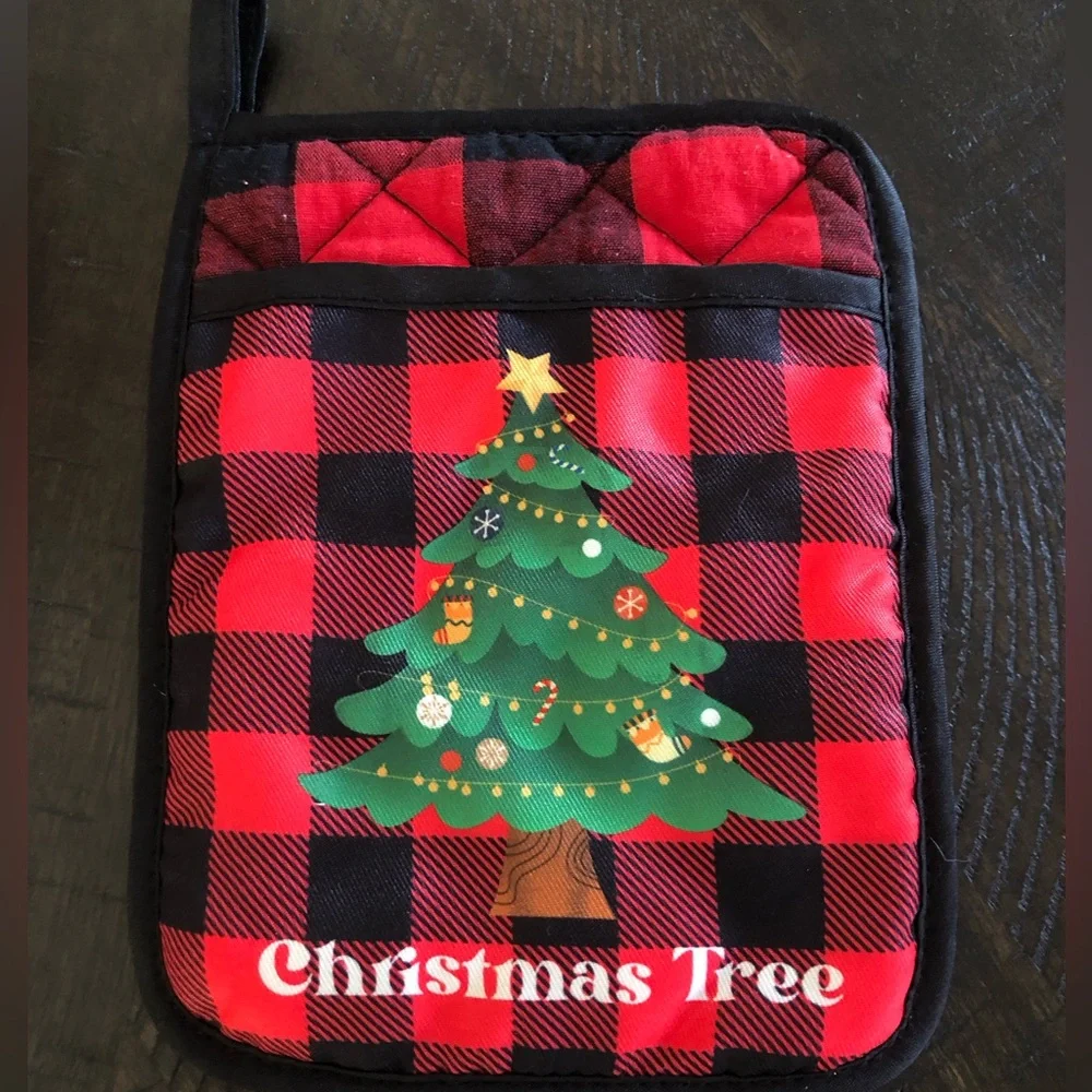 🟡CLEARANCE!!🟡 Assorted Plaid Christmas Pot Holders - Set of 6 - Picture 7 of 7